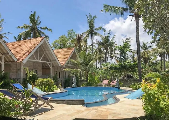 Coconut Village Redpartner نوسا ليمبونغان